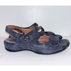 Clarks Artisan Women's 8.5M Navy Blue Leather Hook And Loop Slingback Sandals
